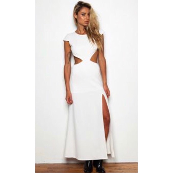 Tiger Mist Dresses & Skirts - ⚡️Tiger Mist⚡️Cap Sleeve Maxi Dress